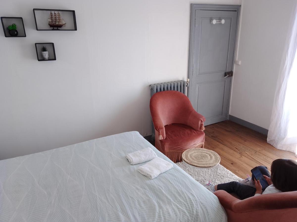 La Chaloupe 4 Bed & Breakfast Тиерс Екстериор снимка